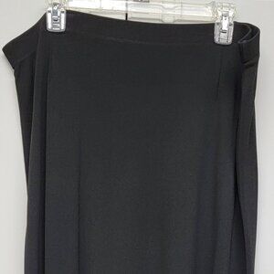 DKNY Women's Black Long Skirt Size 1XL Gently Worn